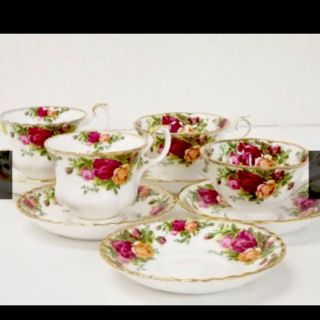ロイヤルアルバート カントリーの通販 300点以上 | ROYAL ALBERTを買う ロイヤルアルバート カントリーの通販 300点以上 | ROYAL ALBERTを買う
