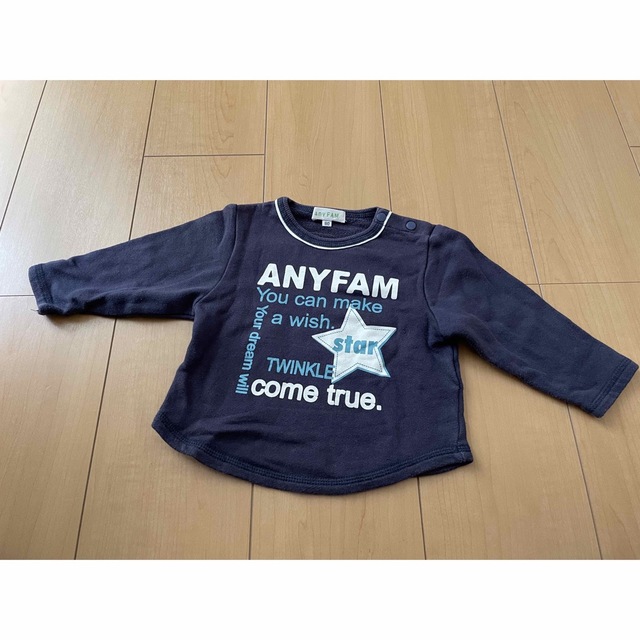 anyFAM(エニィファム)のエニーファム　ネイビー薄手トレーナー　80㎝ キッズ/ベビー/マタニティのベビー服(~85cm)(トレーナー)の商品写真