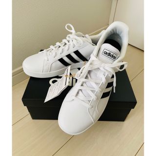 アディダス(adidas)の送料無料アディダス スニーカー レディース adida新品シンプル25cm(スニーカー)