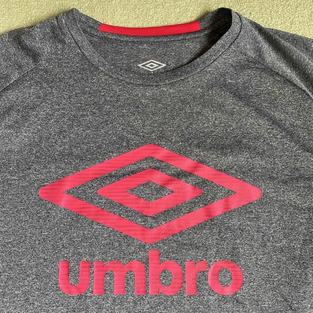 UMBRO(アンブロ)のアンブロ　練習着 スポーツ/アウトドアのサッカー/フットサル(ウェア)の商品写真