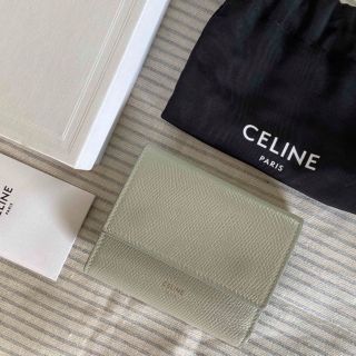 celine - CELINE ウォレット トリフォールド ペールグリーンの通販 by ...