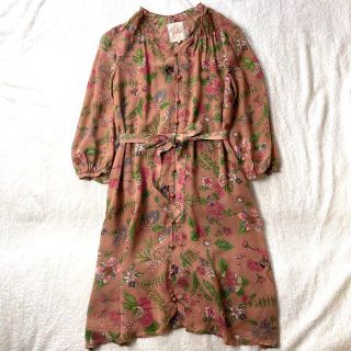 シビラ(Sybilla)の美品 シビラ 花柄 シアー ワンピース シルク ピンクMサイズ  ホコモモラ(ひざ丈ワンピース)