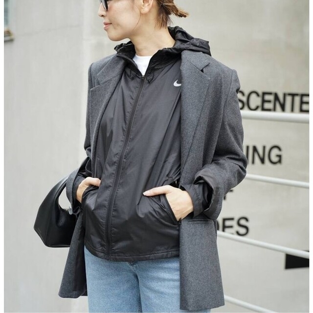 未使用タグ付き【NIKE/ナイキ】エッセンシャルブルゾン Lサイズ