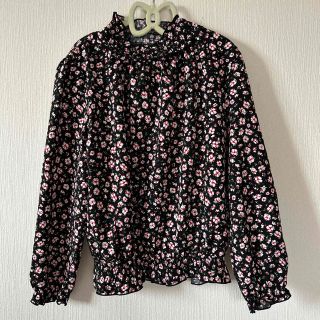 イッカ(ikka)のused・女児・ikka・トップス・花柄・150㎝(Tシャツ/カットソー)