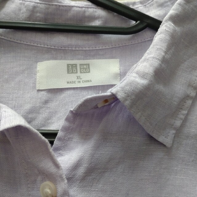 UNIQLO(ユニクロ)のUNIQLOフレンチリネンシャツ（XL） レディースのトップス(シャツ/ブラウス(長袖/七分))の商品写真