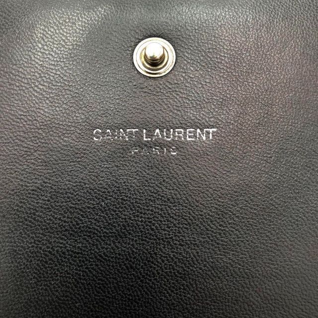 Yves Saint Laurent(イヴサンローラン)の『Yves SaintLaurent』サンローラン型押しチェーンショルダーバッグ レディースのバッグ(ショルダーバッグ)の商品写真