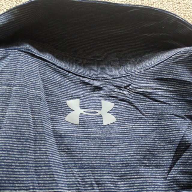 UNDER ARMOUR(アンダーアーマー)の大きいサイズ アメリカ古着 UNDER ARMOUR ポリポロシャツ XL メンズのトップス(ポロシャツ)の商品写真