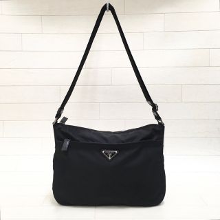 ユナイテッドトウキョウ 【再値下げ】PRADA(プラダ) ナイロン