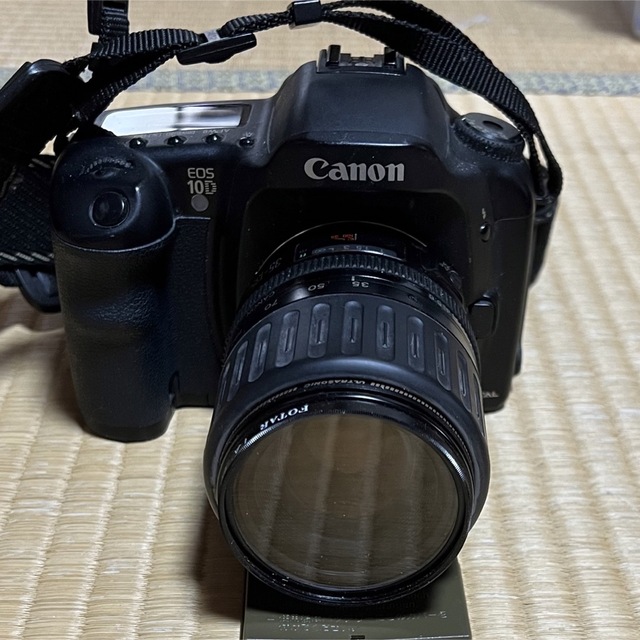 美品！EOS kiss X8i/美品EF35-135mm USM付/Canon