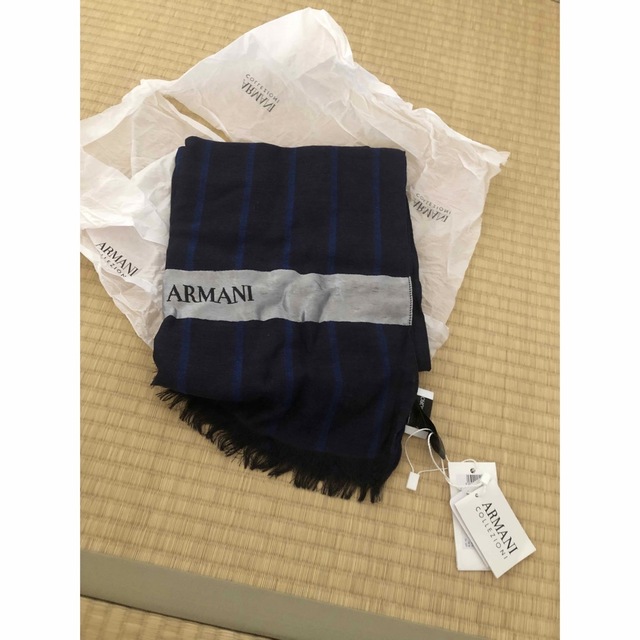 ARMANI COLLEZIONI(アルマーニ コレツィオーニ)の新品未使用　アルマーニコレツォーニ　スカーフ レディースのファッション小物(バンダナ/スカーフ)の商品写真