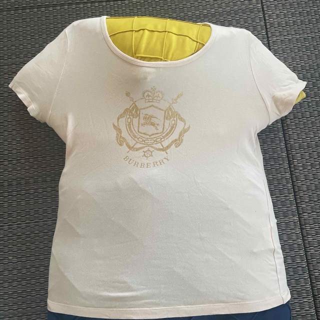 BURBERRY(バーバリー)のバーバリー　Tシャツ レディースのトップス(Tシャツ(半袖/袖なし))の商品写真