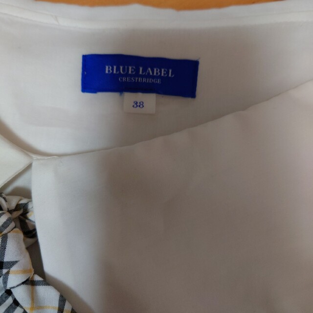 BLUE LABEL CRESTBRIDGE(ブルーレーベルクレストブリッジ)のブルーレーベルクレストブリッジ　ブラウス レディースのトップス(シャツ/ブラウス(半袖/袖なし))の商品写真
