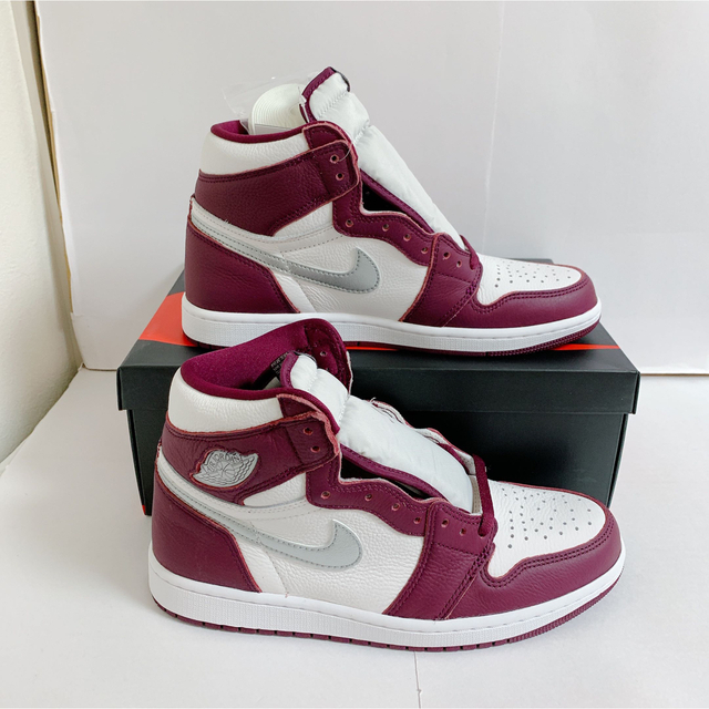 NIKE(ナイキ)の26.5cm ナイキ エアジョーダン1 ボルドー Jordan Bordeaux メンズの靴/シューズ(スニーカー)の商品写真