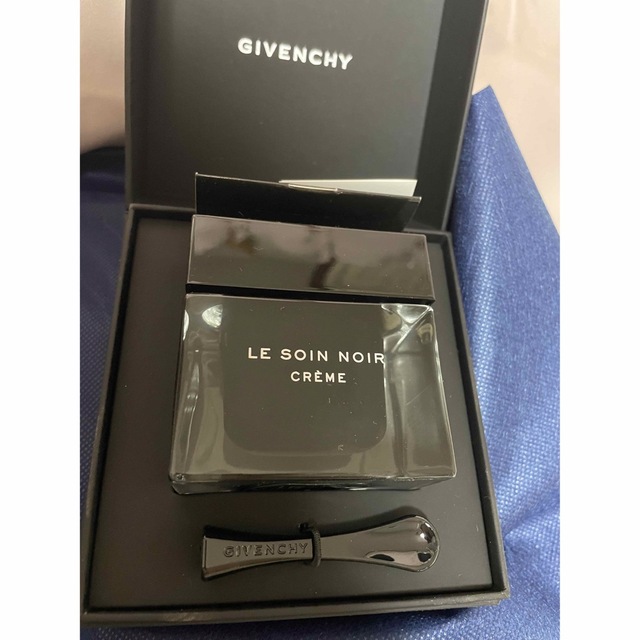 【新品未使用】GIVENCHY ソワンノワールクレーム