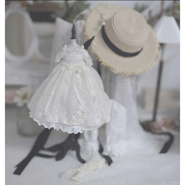 ブライス ネオブライス お洋服 アウトフィット 海外作家製 エレガント 糖霜 ハンドメイドのぬいぐるみ/人形(人形)の商品写真