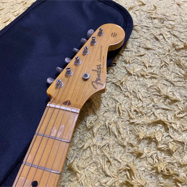 Fender JAPAN ストラトキャスター(ソフトケース付属) institutoloscher.net
