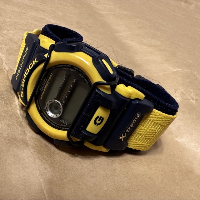 G-SHOCK(ジーショック)のG-SHOCKエクストリームEXTREMEイエロー メンズの時計(腕時計(デジタル))の商品写真