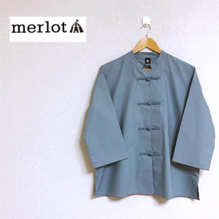 メルロー(merlot)のメルロー チャイナボタン トップス ライトブルー(シャツ/ブラウス(長袖/七分))