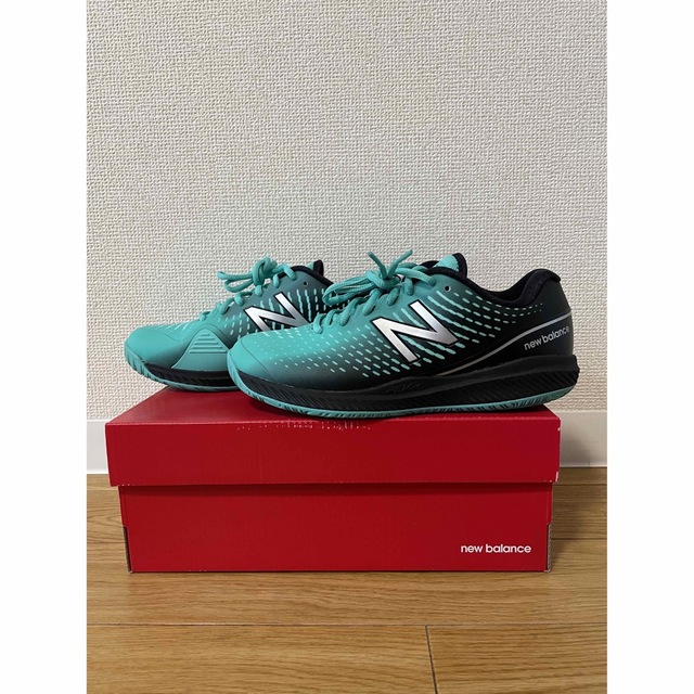 New Balance(ニューバランス)のニューバランス テニスシューズ レディース オールコート 24.5cm スポーツ/アウトドアのテニス(シューズ)の商品写真