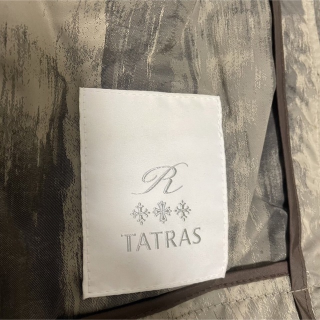 TATRAS(タトラス)のTATRASタトラス　Rライン　リモンタナイロンジップアップパーカー　サイズ01 メンズのジャケット/アウター(ナイロンジャケット)の商品写真
