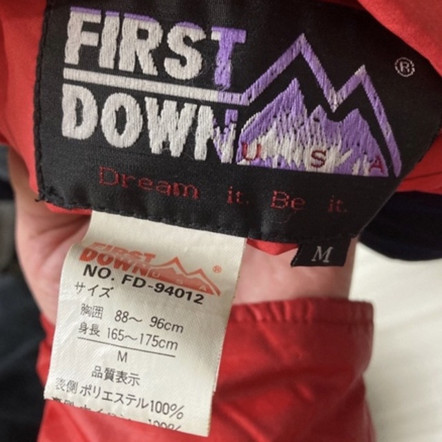 FIRST DOWN(ファーストダウン)のFIRST DOWN ファーストダウン リバーシブル  ダウン ブラック レッド メンズのジャケット/アウター(ダウンジャケット)の商品写真