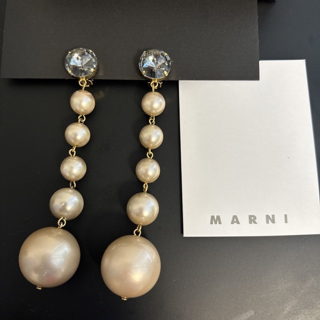 Marni(マルニ)の【MARNI】ビックパール　イヤリング レディースのアクセサリー(イヤリング)の商品写真