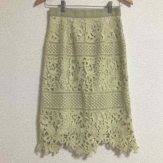 ミッシュマッシュ(MISCH MASCH)の【美品】ミッシュマッシュ お花 ケミカルレースタイトスカート S 小さいサイズ(ひざ丈スカート)