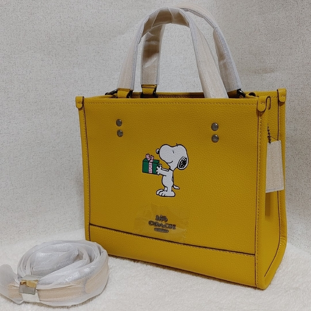 coach PEANUTS デンプシー トートバッグ22 スヌーピー プレゼント