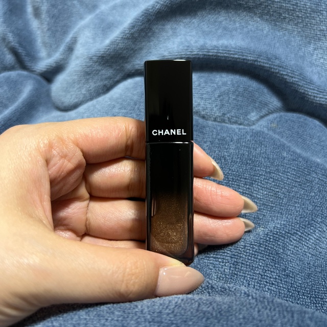 CHANEL(シャネル)のCHANEL ルージュ アリュール ラック 60番 コスメ/美容のベースメイク/化粧品(口紅)の商品写真