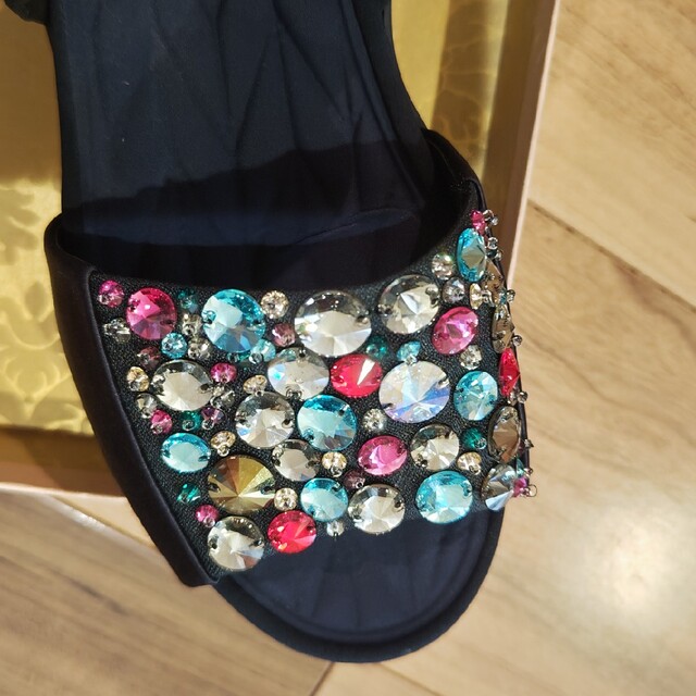 国内正規品購入ミュウミュウmiumiuビジューサンダル-