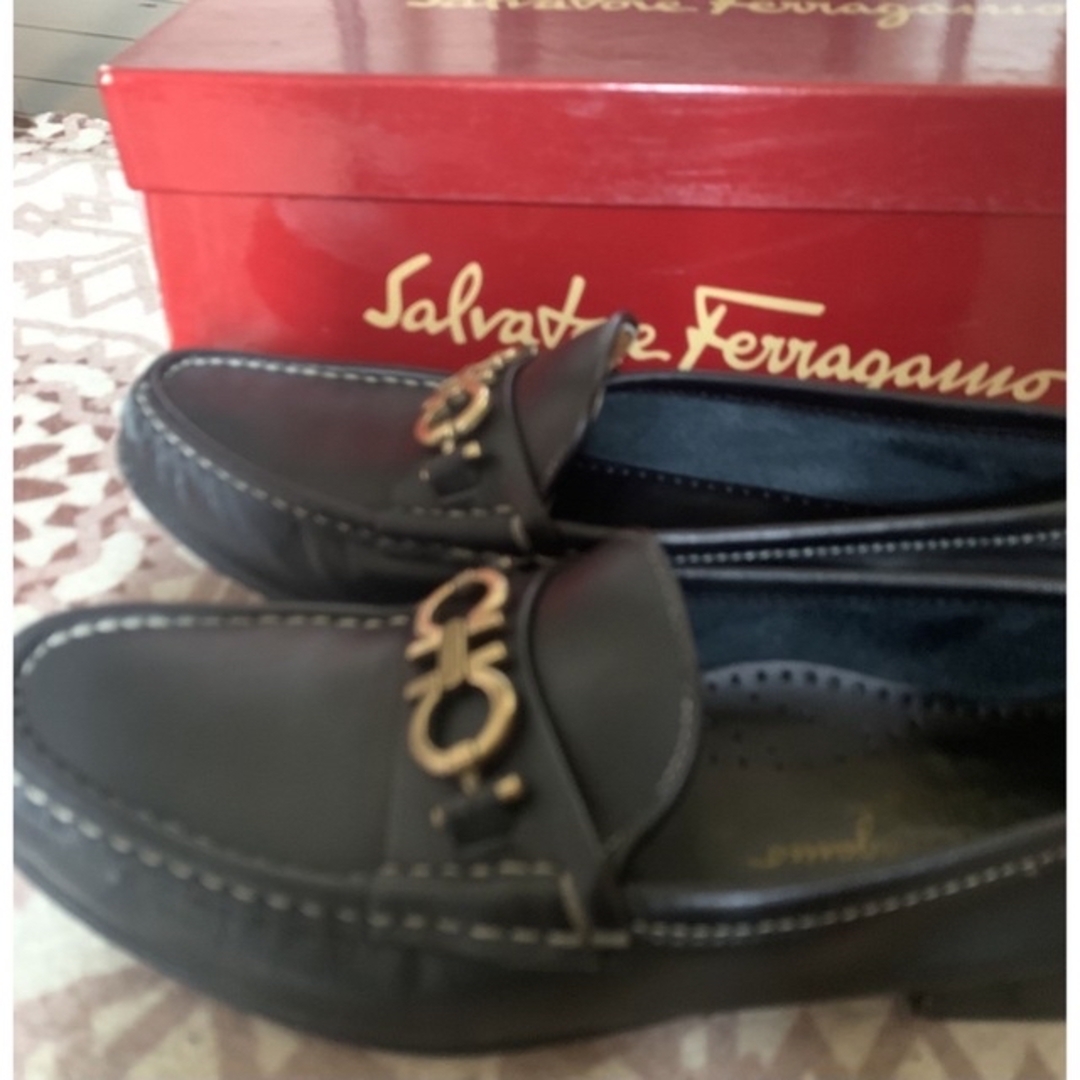 Salvatore Ferragamo(サルヴァトーレフェラガモ)のフェラガモローファー レディースの靴/シューズ(ローファー/革靴)の商品写真