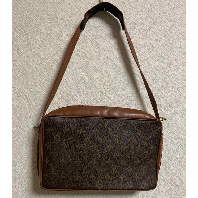 LOUIS VUITTON - オールドlouis vuittonルイヴィトンショルダーバッグ ...