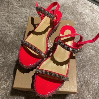 クリスチャンルブタン(Christian Louboutin)のクリスチャンルブタン　サンダル(サンダル)