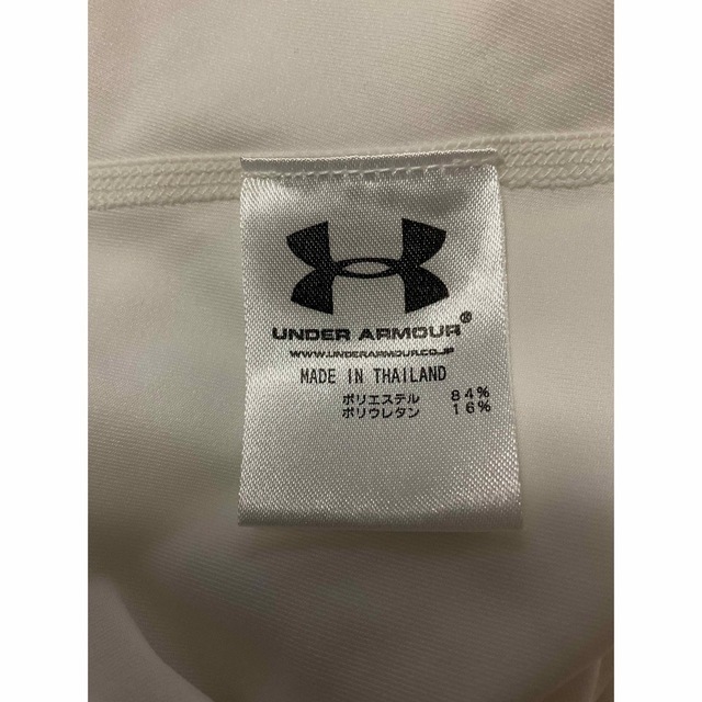 UNDER ARMOUR(アンダーアーマー)のUNDER  ARMOUR  Vネックタンクトップ　XLサイズ レディースのトップス(タンクトップ)の商品写真