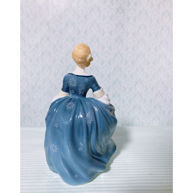 Royal Doulton - ロイヤルドルトン ヒラリー フィギュリンの通販 by