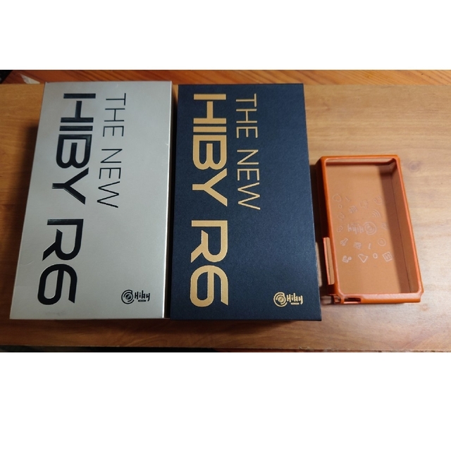 愛用 New Hiby R6(専用レザーケース付き) ポータブルプレーヤー