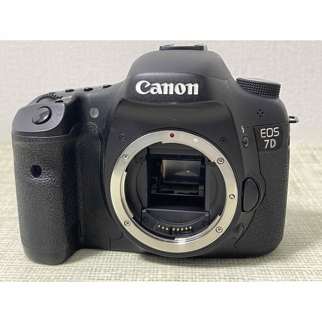 シルバー金具 Canon キャノンEOS 7D iPhone.iPad 転送 OK | maximise.mu