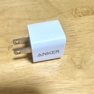 アンカー(Anker)のAnker 超小型急速充電器 PowerPort III Nano 20W(変圧器/アダプター)