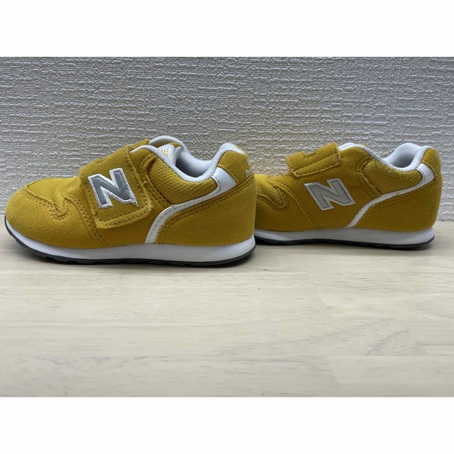 New Balance(ニューバランス)のニューバランス　15㎝　黄色　イエロー　子ども靴 キッズ/ベビー/マタニティのキッズ靴/シューズ(15cm~)(スニーカー)の商品写真