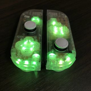 ★大人気LEDカスタム★任天堂スイッチジョイコン 7つの色に発光！！