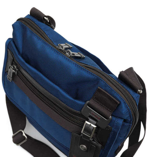 トゥミ／TUMI バッグ ショルダーバッグ 鞄 メンズ 男性 男性用ナイロン レザー 革 本革 ブルー 青  29410BTO BAYSHORE SLING BAG クロスボディ ボディバッグ