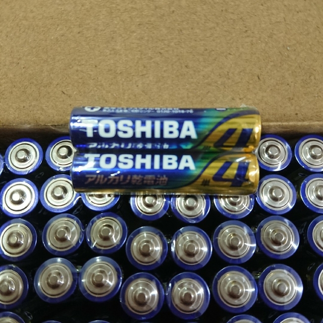 東芝(トウシバ)の単4電池20本 アルカリ乾電池 単四電池 TOSHIBA 匿名 送料込み スマホ/家電/カメラの生活家電(その他)の商品写真