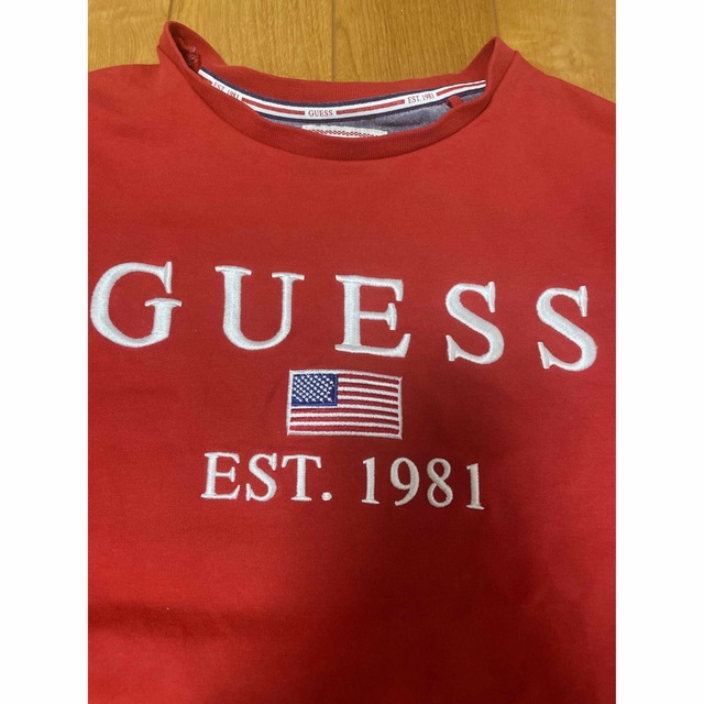 GUESS(ゲス)のguessトレーナー レディースのトップス(トレーナー/スウェット)の商品写真