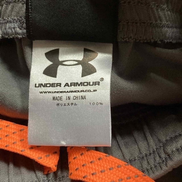 UNDER ARMOUR(アンダーアーマー)の★アンダーアーマー　ハーフパンツ　キッズ用★ キッズ/ベビー/マタニティのキッズ服男の子用(90cm~)(パンツ/スパッツ)の商品写真