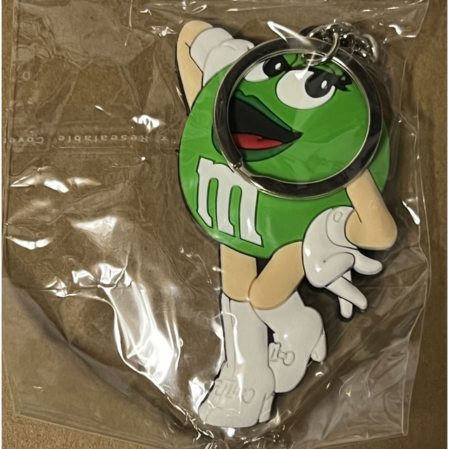 m&m&m's(エムアンドエムアンドエムズ)の【新品】M&M'S エムアンドエムズ リングキーホルダー メンズのファッション小物(キーホルダー)の商品写真