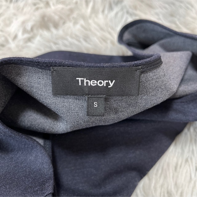 theory(セオリー)の♡極美品 Theory ひざ丈ワンピース Aライン 美シルエット ネイビー レディースのワンピース(ひざ丈ワンピース)の商品写真