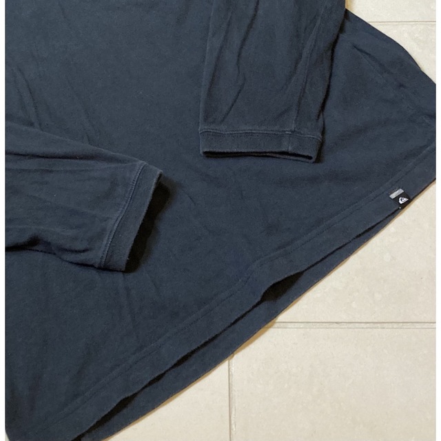 QUIKSILVER(クイックシルバー)のQUIKSILVER クイックシルバー メンズ ロンT Mサイズ 濃紺 メンズのトップス(Tシャツ/カットソー(七分/長袖))の商品写真