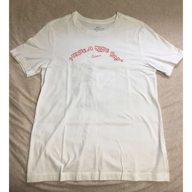NIKE(ナイキ)のナイキTシャツ　Mサイズ メンズのトップス(Tシャツ/カットソー(半袖/袖なし))の商品写真
