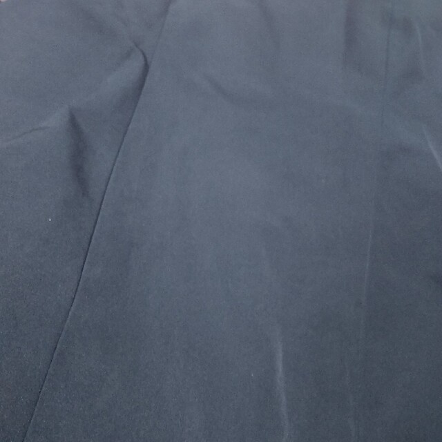 UNTITLED(アンタイトル)のUNTITLED　台形　濃紺スカート レディースのスカート(ひざ丈スカート)の商品写真