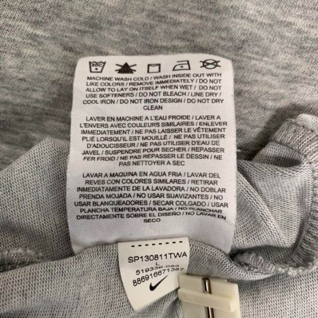 NIKE(ナイキ)のNIKE ナイキ  グレー　USA古着 Tシャツ L DRI FIT メンズのトップス(Tシャツ/カットソー(半袖/袖なし))の商品写真